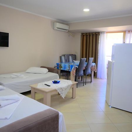 Eleana'S Apartament Saranda Kültér fotó