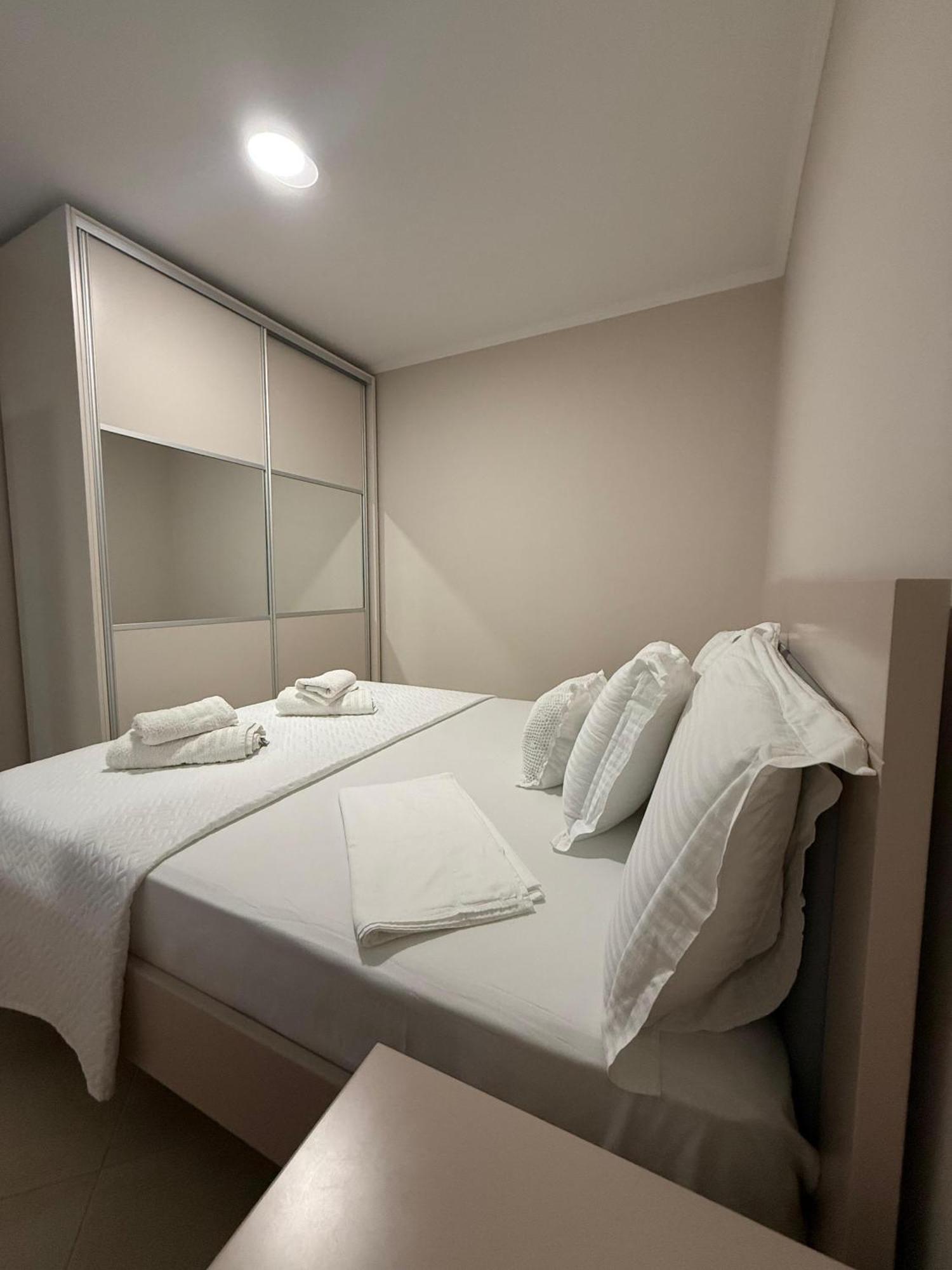 Eleana'S Apartament Saranda Kültér fotó