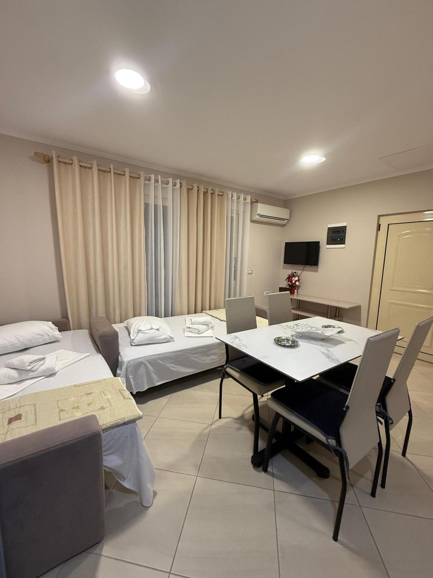 Eleana'S Apartament Saranda Kültér fotó