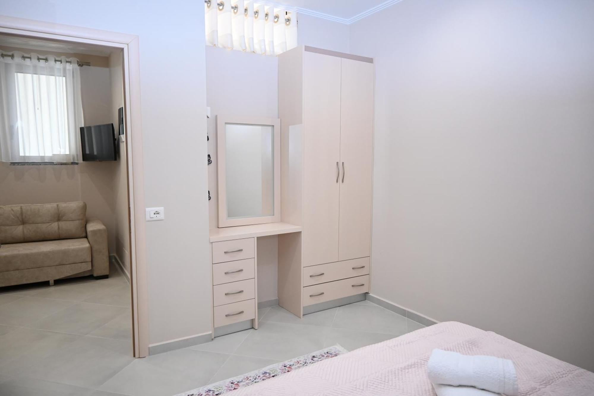 Eleana'S Apartament Saranda Kültér fotó